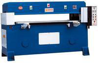 热熔胶机加工、裁断机、液压机、油压机、模切机、立切机。图3