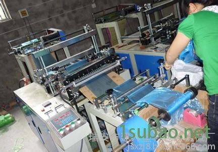 电脑控制自动冲口双层制袋机,全自动电脑制袋机图3