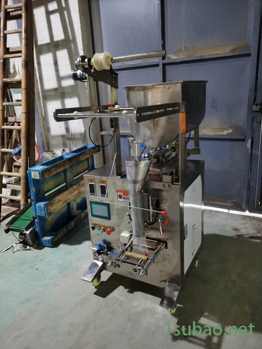 立式液体包装 酸辣酱沙拉酱背封膏体包装机器 三边封乳液包装机械图2