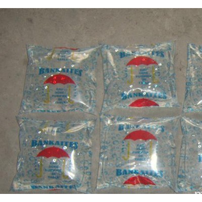 【】果汁液体包装机 小型液体包装机 三边封背封四边封包装机