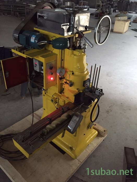 GT4B2全自动 易拉罐封口机 真空封罐机 GT4B2易拉罐封口机图2