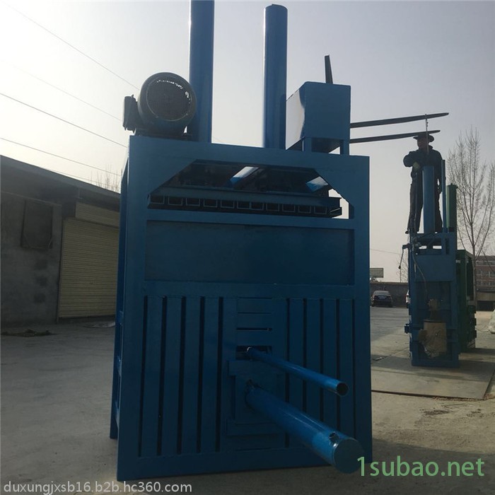 药材液压家用电打包机 服装布匹压包机 富兴定做无纺布皮革边角料压块机图6