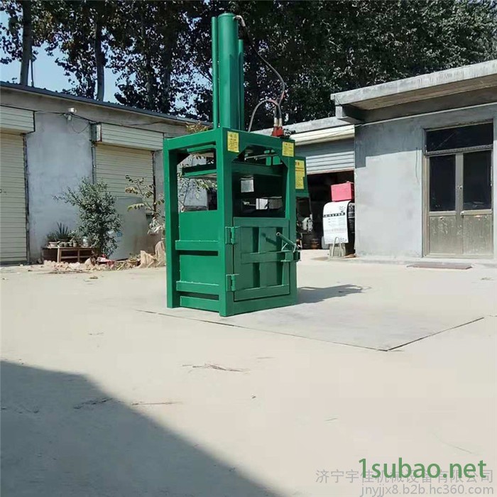 宇佳30吨布匹方包打包机 无纺布下脚料挤包机 薄膜打捆压块机报价图4