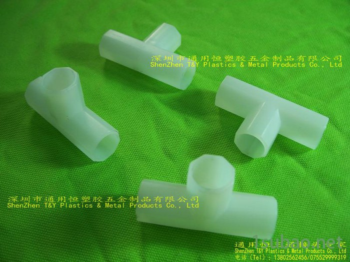 工厂直销16MM内径三通接头，展示架HDPE加厚四通，无纺布衣柜接头图6