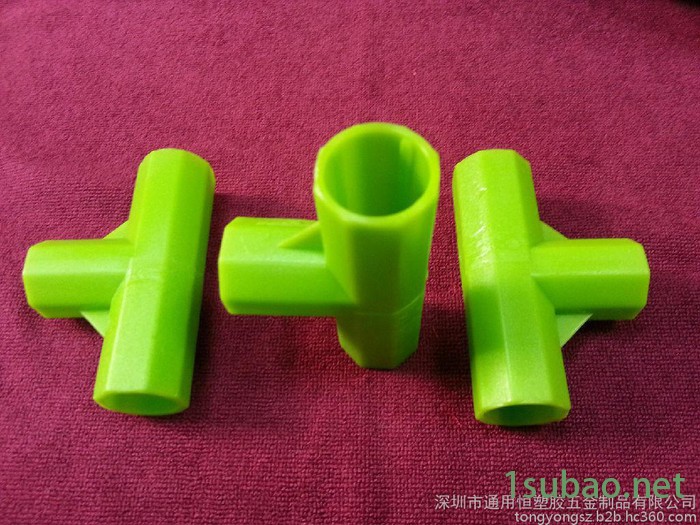 工厂直销16MM内径三通接头，展示架HDPE加厚四通，无纺布衣柜接头图2