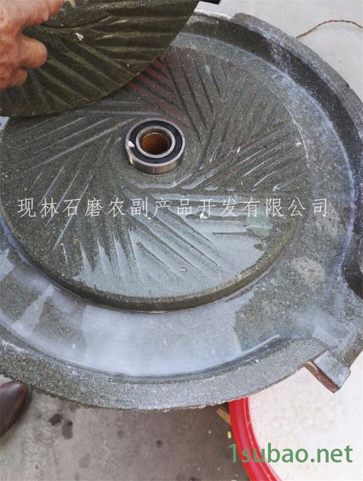 电动石磨机肠粉石磨机，厂家定做香油石磨机 煎饼糊石磨机图5