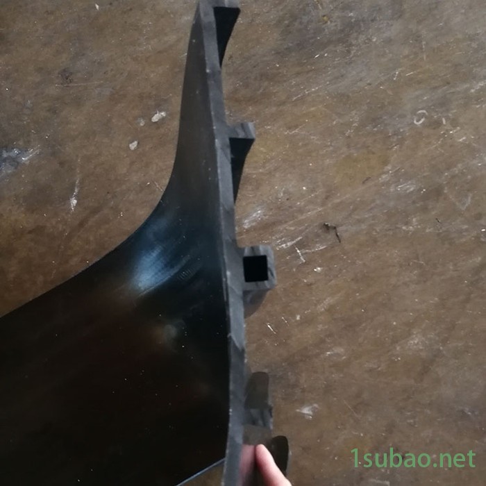 橡胶止水带热熔机  cb橡胶止水带   衡水建桥  钢板橡胶止水带图3