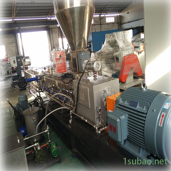 PVC粉料塑料造粒机生产线图5