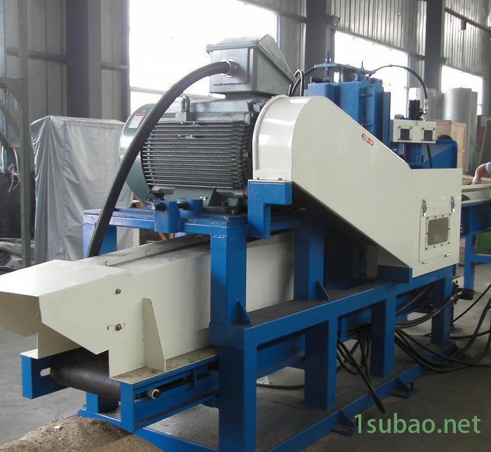 新型多功能木屑粉碎机 **木屑粉碎机 郑州亚美木材粉碎机厂家图4