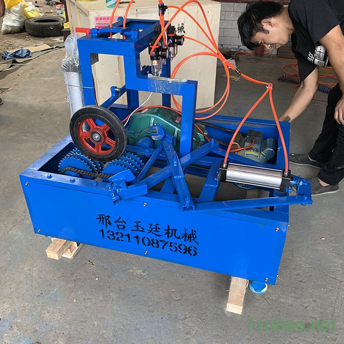 自动废旧轮胎切割机小型轮胎切圈机双面废旧轮胎切割机自动轮胎切割机玉廷厂家图6
