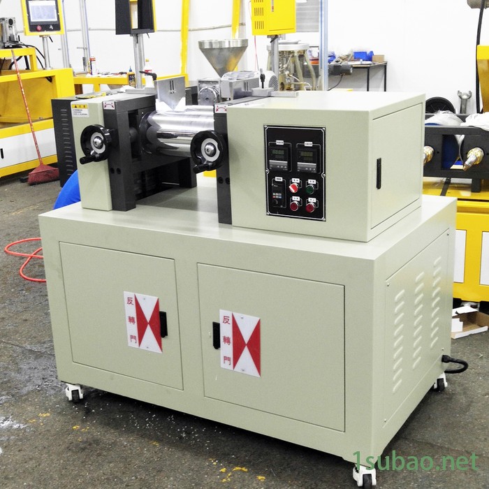 锡华XH-401橡胶水冷却炼胶机 开放式双辊筒混合机 炼塑机 小双辊混炼机图2