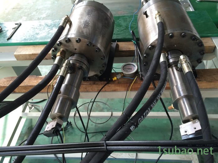 力哲LZTBCX-62清洗机管 树脂管专用高精度带抽芯 扣压机 扣管机 缩管机 压管机图3