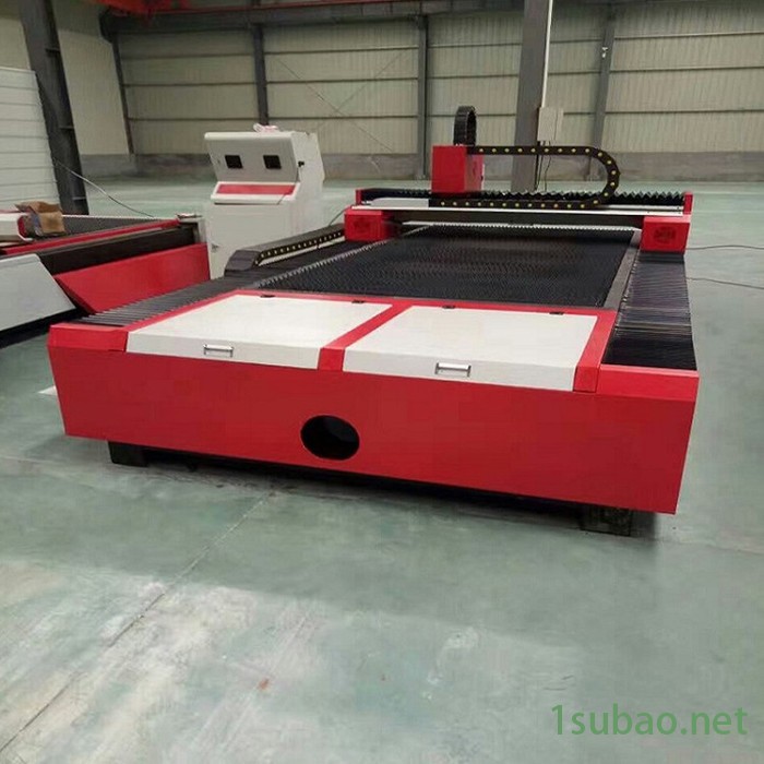 山东鹏沃PW-G1540F-A-1000W光纤激光切割机 激光切割机 大功率激光切割机 等离子切割机 产品操作维护方便图4