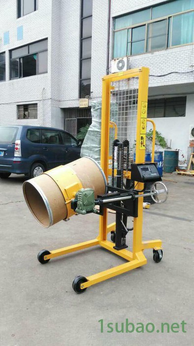 纤维桶倒料叉车 定做小桶液压翻转车 带电子秤脚踏式液压堆高倾倒叉车 称重叉车图2