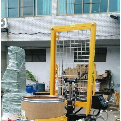 纤维桶倒料叉车 定做小桶液压翻转车 带电子秤脚踏式液压堆高倾倒叉车 称重叉车