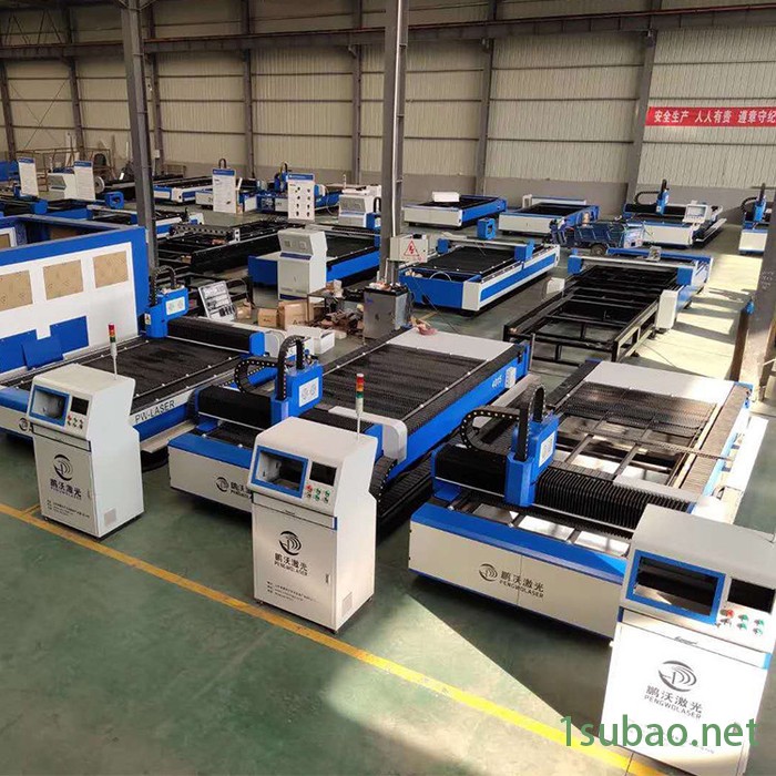 山东鹏沃厂家供应泰安PW-G2060F-A-2000W光纤激光切割机 高精密光纤激光切割机图2