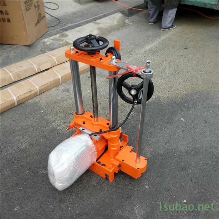 厂家供应  鑫隆墙面切割机 800mm刀片墙壁切割机  墙面割门机图6