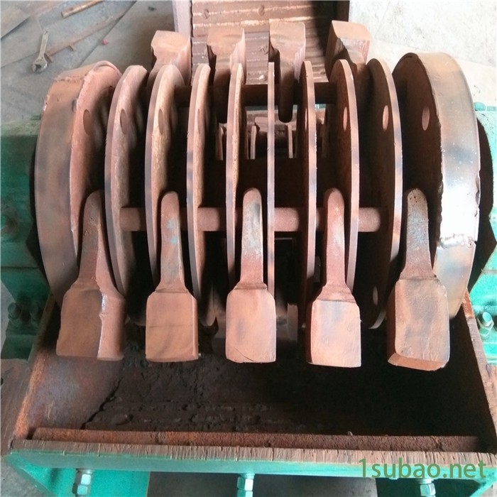 豫晓重工厂价直营YX-1600*1400双级粉碎机页岩破碎机塑料粉碎机图4