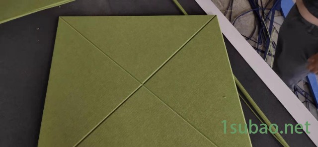 聚酯纤维板切割机 柔性材料振动刀全自动裁切机厂家图2