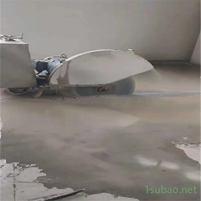 马路切割  马路切割机  江苏地坪切割拆除   水泥路切割拆除  专业人员施工图4
