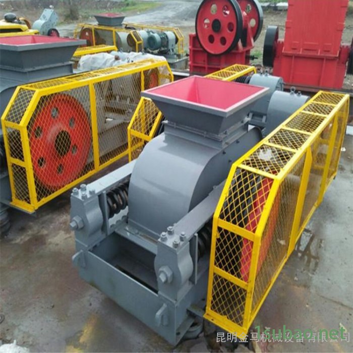 2PG250x400型对辊式制砂破碎机 石灰石强力对辊粉碎机 煤矸石双辊机 液压双齿辊破碎机满1000元包邮图3