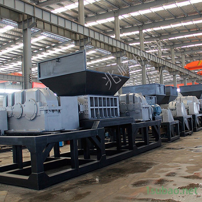 兆峰机械供应双轴撕碎机  皮革破碎机 双轴垃圾粉碎机 皮革竹木撕碎机 废旧塑料垃圾撕碎机设备质量好图4