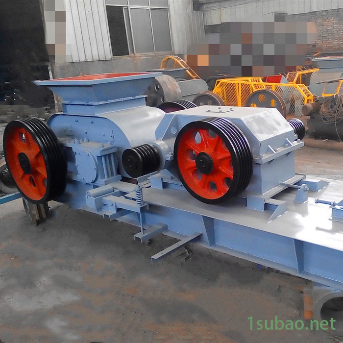 对辊建筑垃圾粉碎机 鹅卵石河卵石对辊式制砂机 花岗岩石子破碎机  加气块砖对辊破碎机 风化石对辊粉碎机图2