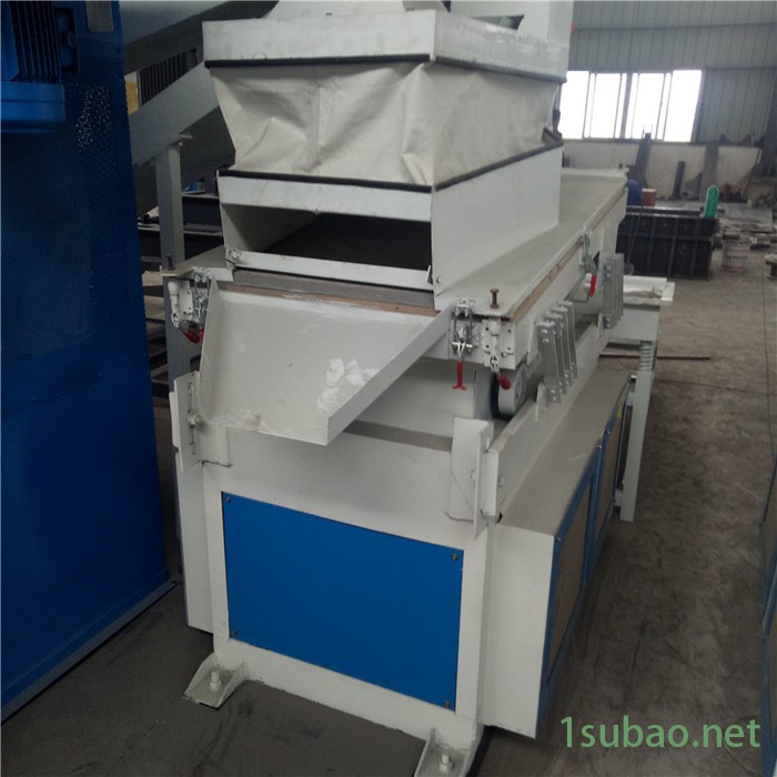 仁之泰800杂线铜米机粉碎机废旧电线粉碎剥皮铜米机小型电线铜米塑料分离机图4