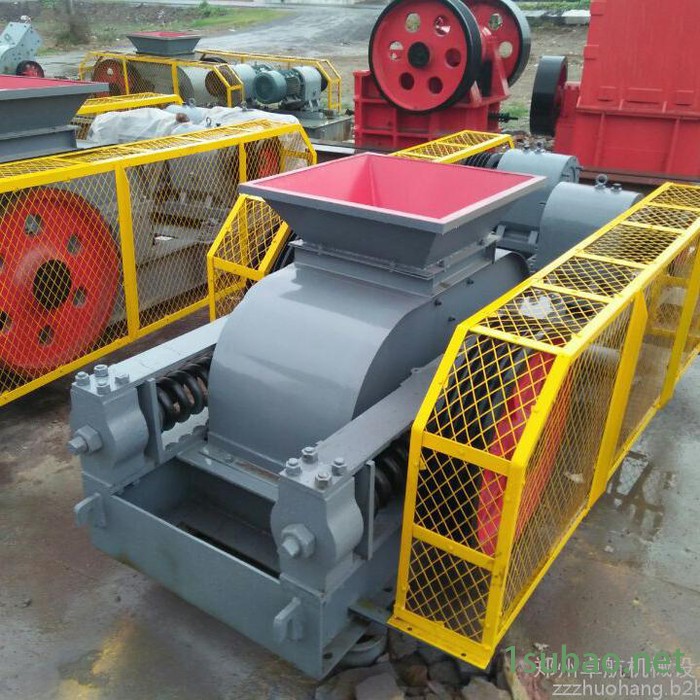 供应钢渣双辊式挤压破碎机 高锰钢强力粉碎机 高效节能石料细碎机图3