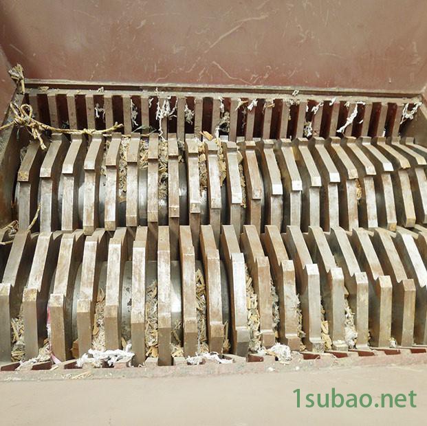 中厚1500型 大型撕碎机 橡胶轮胎撕碎机 铁皮塑料袋粉碎机图2