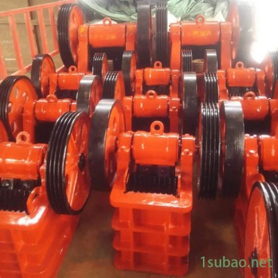 內(nèi)蒙古pe150x250顎式破碎機(jī)|小鄂破|建筑廢料粉碎機(jī)|帶架子的破碎機(jī)|批發(fā)破碎機(jī)