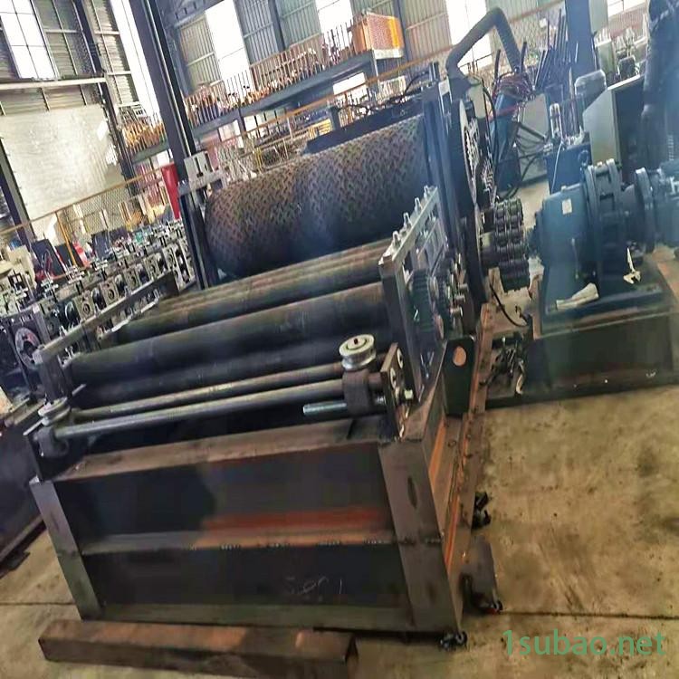 超宇机械供应 全自动压花机  半自动带校平压花设备   3mm柳叶花型金属设备  支持定制图2