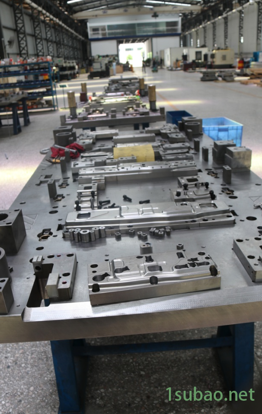 汽车冲压模具那家好？汽车模具选东莞市蚂蚁五金模具.图2