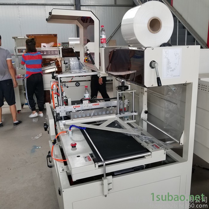 【创兴】有底托PE膜收缩机 五金工具热收缩包装机 全自动套膜边封机图3