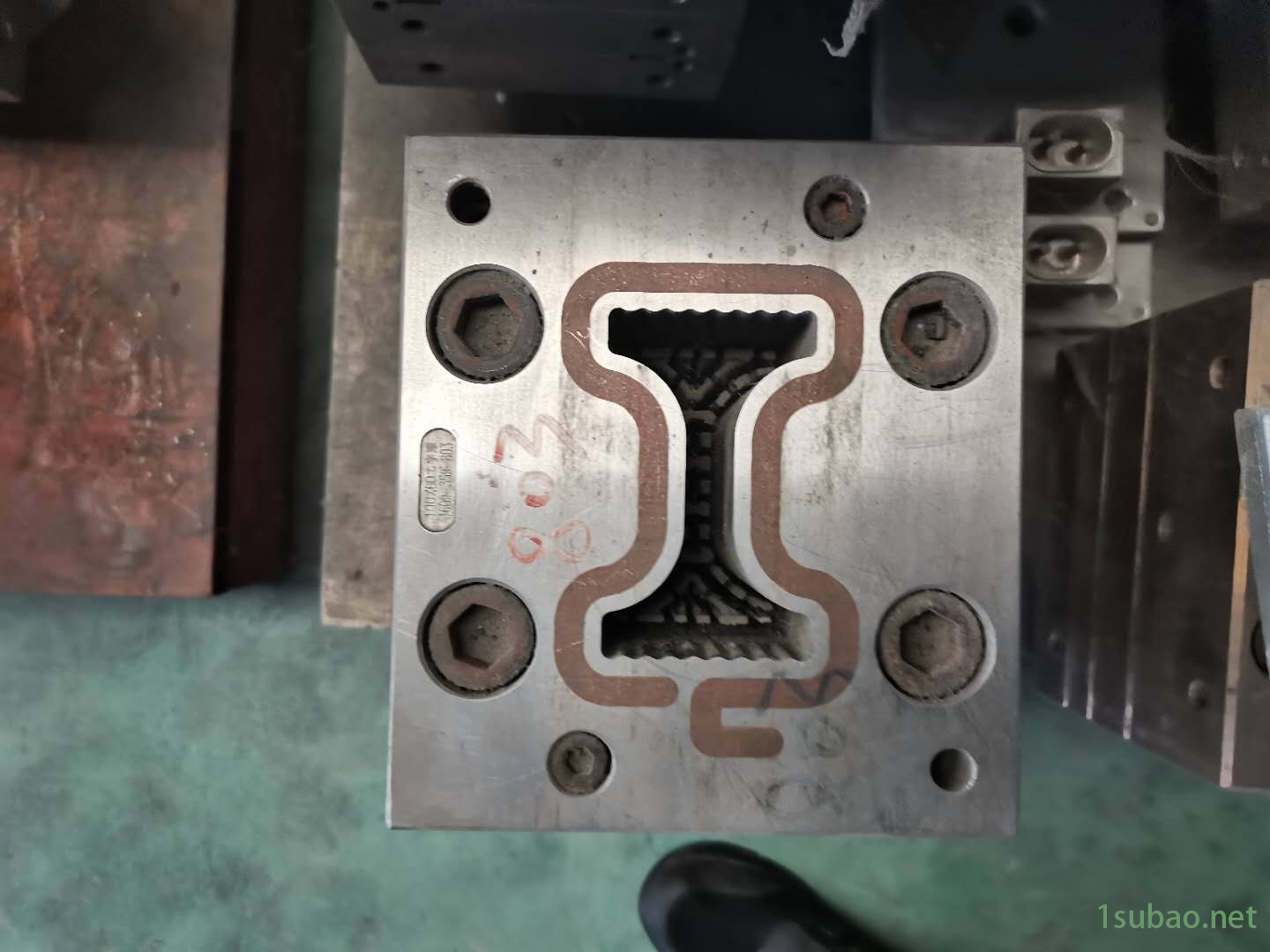 热销模具厂家定制， 耐磨耐腐蚀，PVC挤出模具图2
