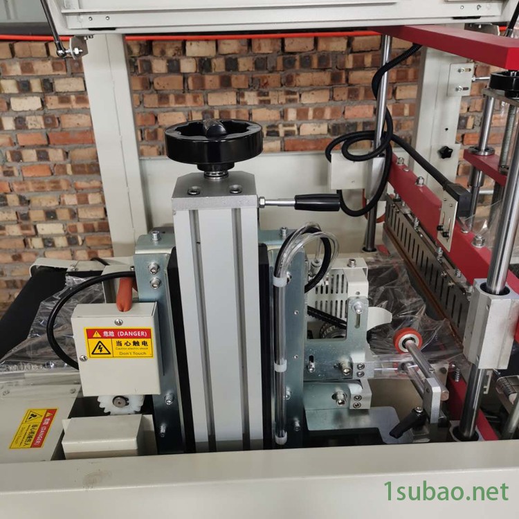 博锋 五金工具热收缩包装机 全自动烧纸泡纸边封包装机 全自动热收缩膜包装机 BF450收缩机 生产厂家图2