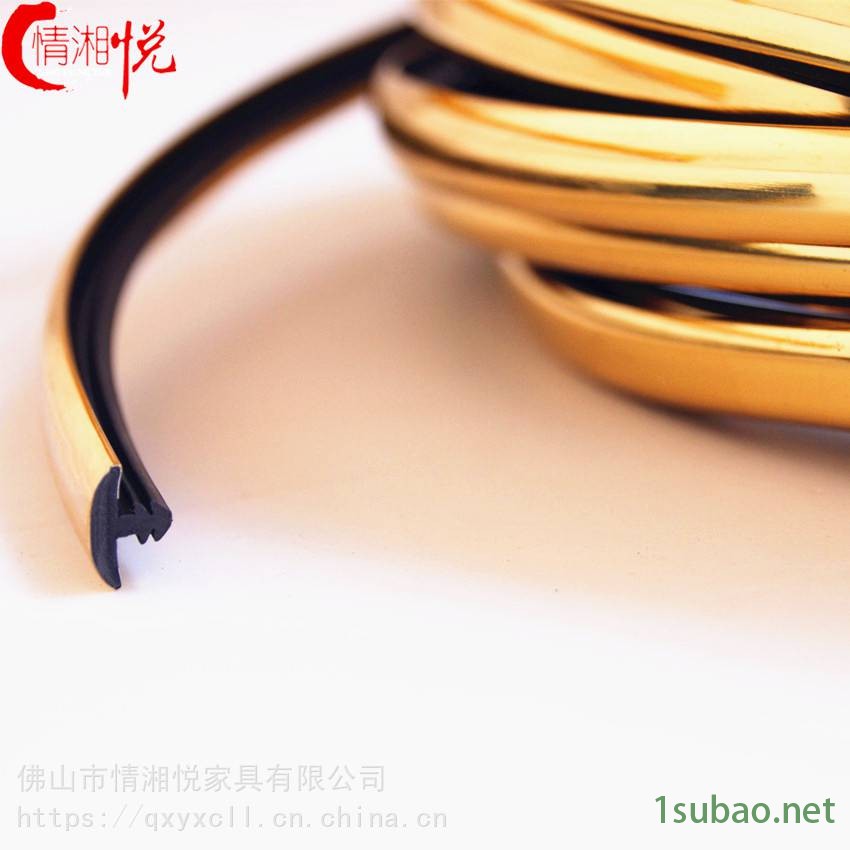 情湘悦厂家直销t型封边条pvc仿电镀金属银色家具桌椅塑料扣条T5塑料银边图2