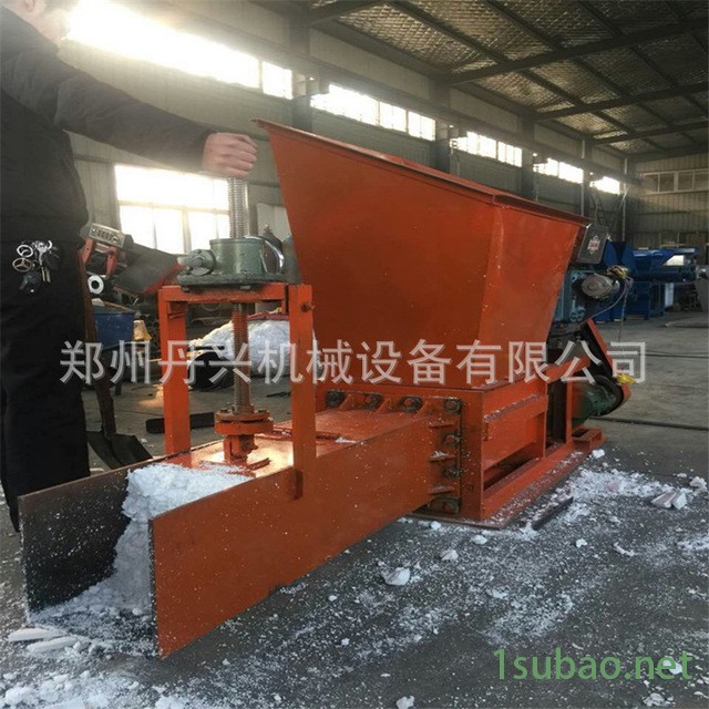 热销环保型泡沫粉碎压块机 ,珍珠棉压实机, 双轴一次性餐盒减容机图4
