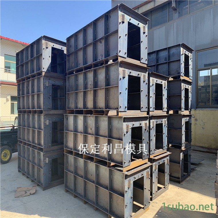 大庆市矩形槽模具 预制矩形槽模具 农田灌溉矩形槽钢模具 华旭模具图2
