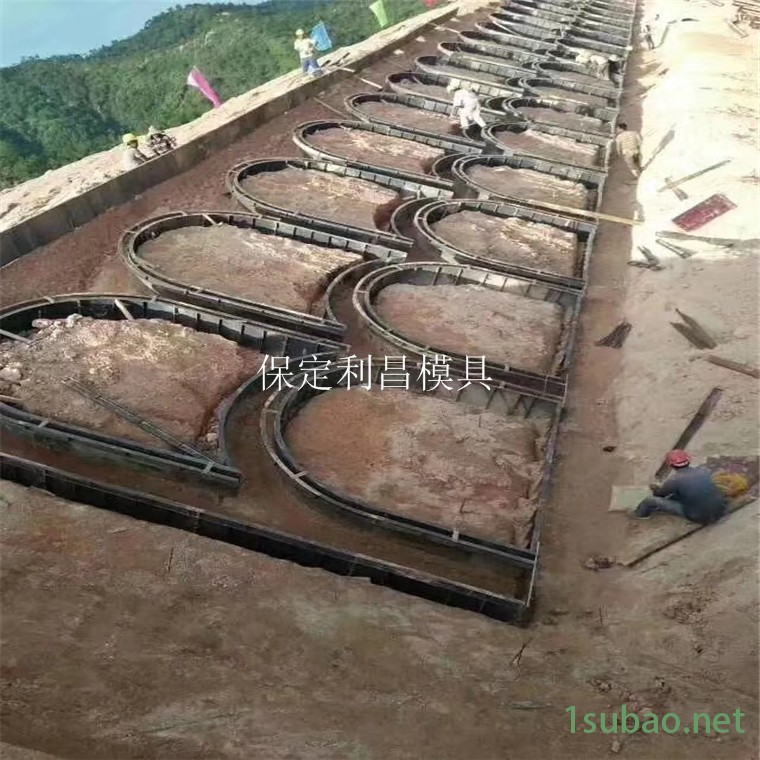 现浇拱形骨架模具，现浇拱形骨架钢模具，现浇拱形骨架模具厂家图2