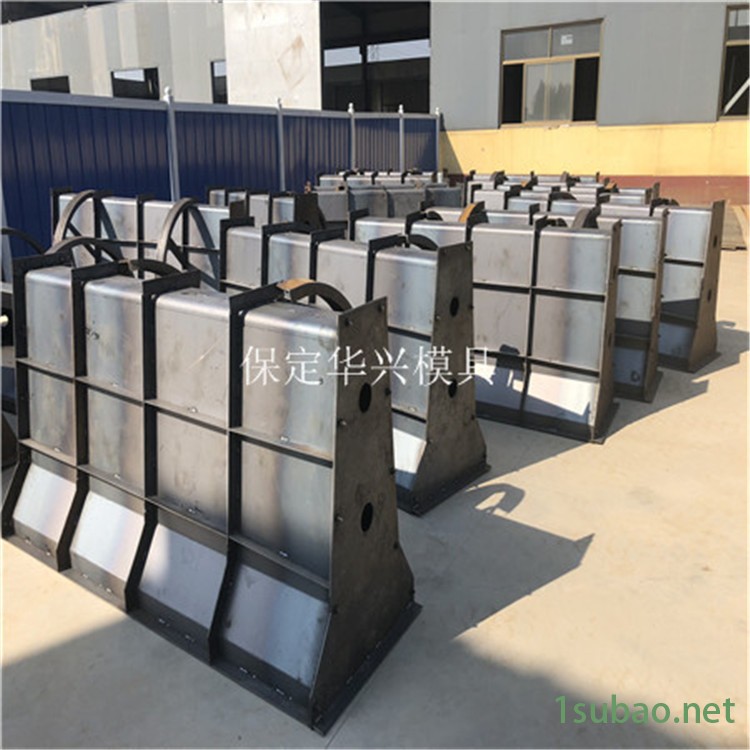 卓亿模具 新泽西护栏模板 新泽西护栏模具 公路防护墙模具图2