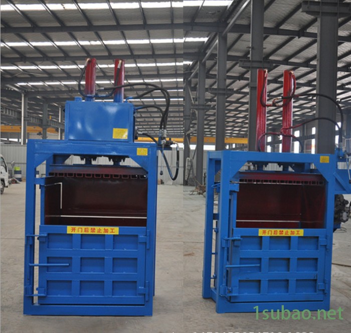 铁桶挤扁液压打包机 宇晨易拉罐塑料瓶打包机 塑料瓶易拉罐压缩成型机图8