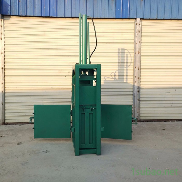 布匹编织袋液压打块机 富兴废料压缩机 下脚料打包压缩成型机图3