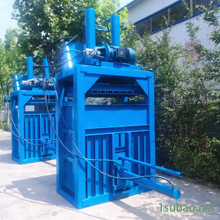 可回收垃圾打包机 编织袋针织绒压缩成型机 松散物料压缩打包机 包型紧凑整齐美观图7