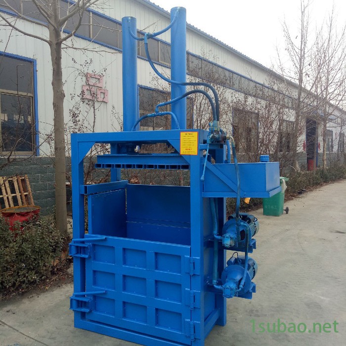 矿泉水瓶压包机  科博压缩成型塑料打包机 废纸杂物加工打块机图5