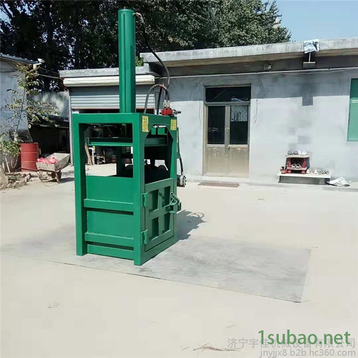 废塑料压缩成型机 宇佳尺寸可定做废料打包机 垃圾废品薄膜压块机厂家图6