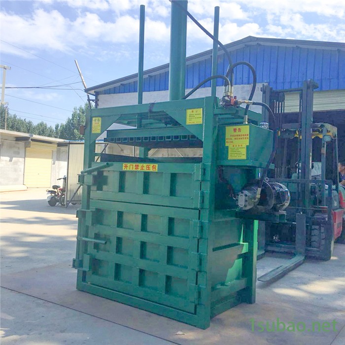 棉花刨丝无纺布挤块机 启航易拉罐液压打包机 被褥压缩成型机价格图3