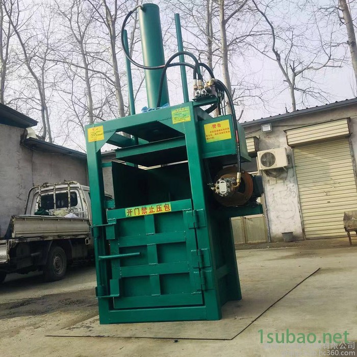 棉花刨丝无纺布挤块机 启航易拉罐液压打包机 被褥压缩成型机价格图7