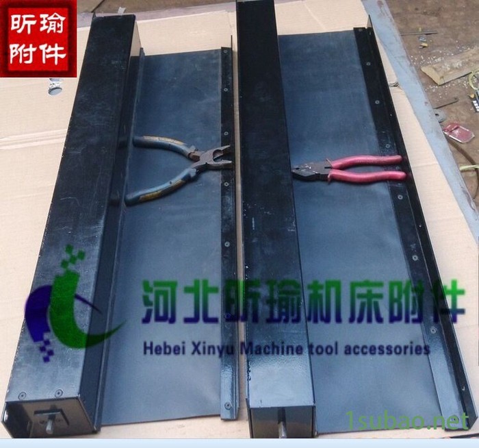 河北昕瑜机床附件知名的防护罩厂家，卷帘防护罩、方型护罩——昕瑜**价廉 机床护罩图2