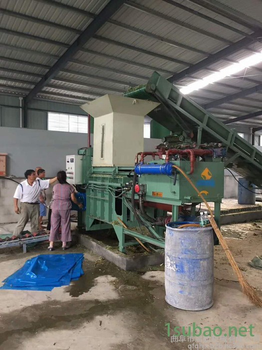 套袋青储打包机 玉米秸秆青储压块机废塑料压缩成型机图3